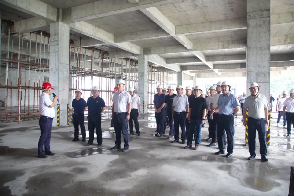 市im电竞集团召开建筑工程质量安全生产专题会议